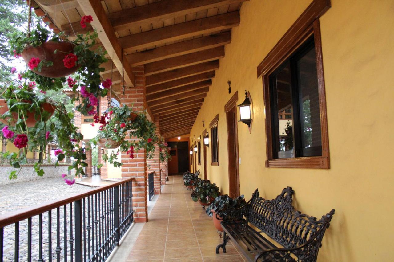 Rancho Monterralo Hotel Y Cabanas Тапалпа Екстериор снимка