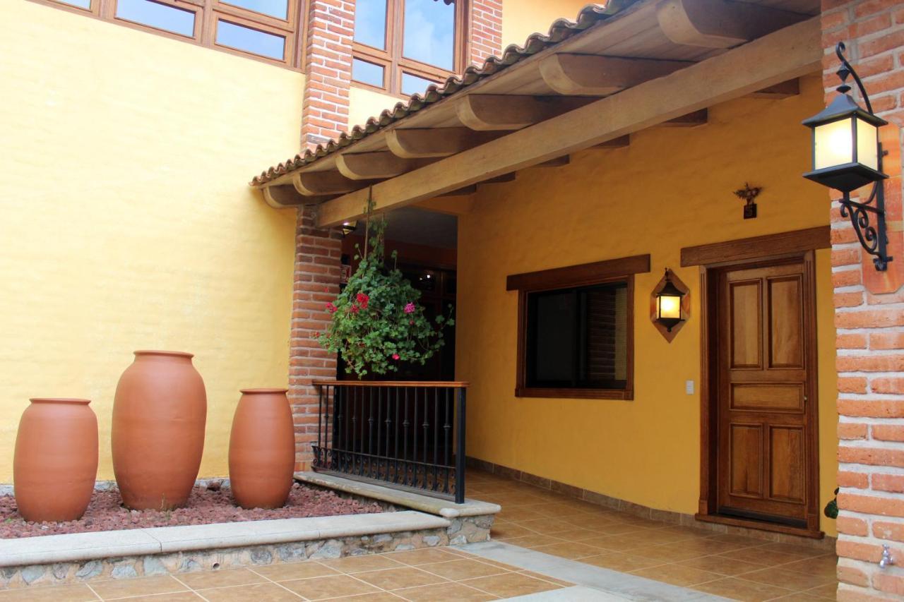 Rancho Monterralo Hotel Y Cabanas Тапалпа Екстериор снимка