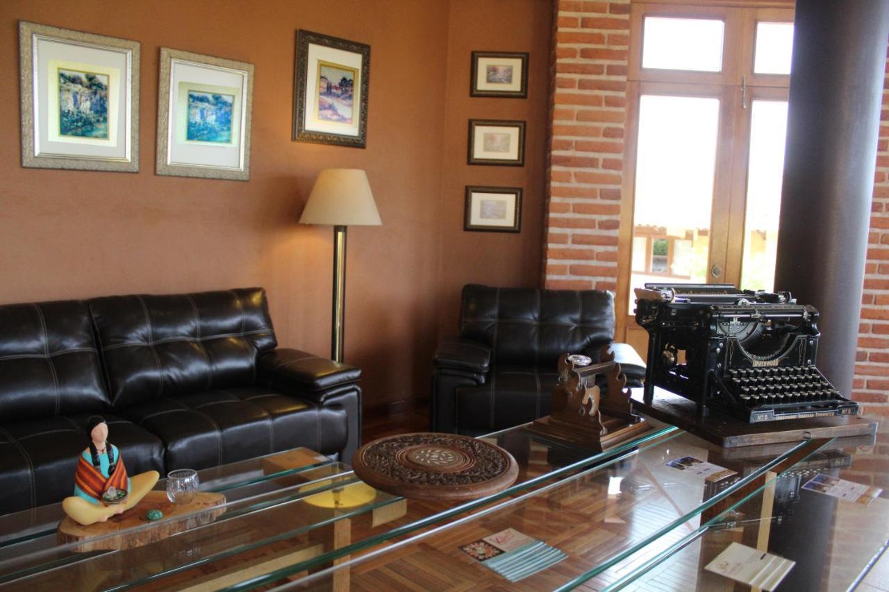 Rancho Monterralo Hotel Y Cabanas Тапалпа Екстериор снимка