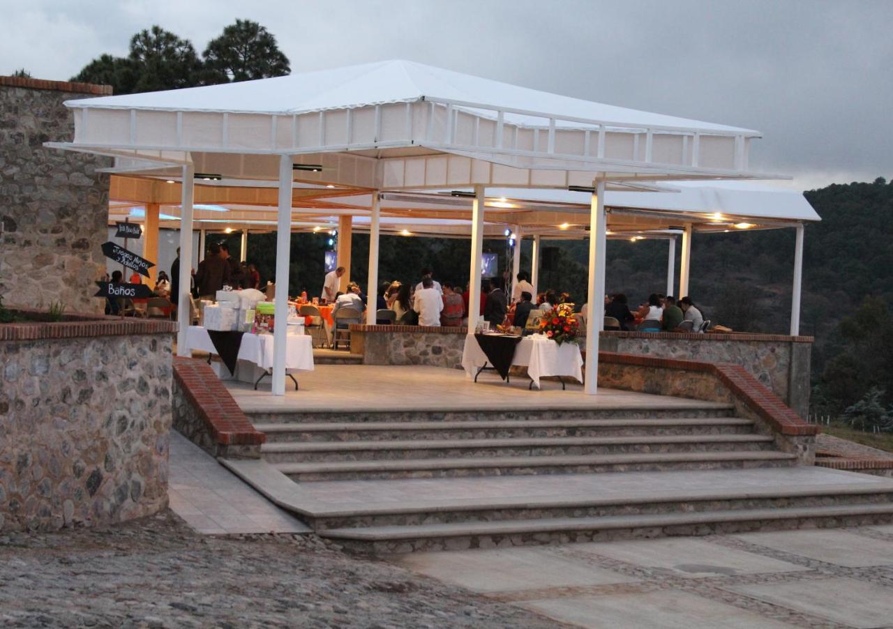 Rancho Monterralo Hotel Y Cabanas Тапалпа Екстериор снимка