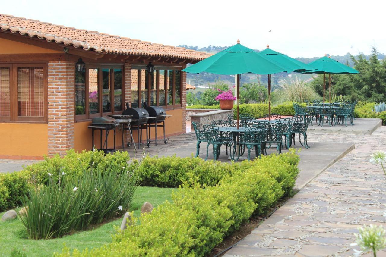 Rancho Monterralo Hotel Y Cabanas Тапалпа Екстериор снимка