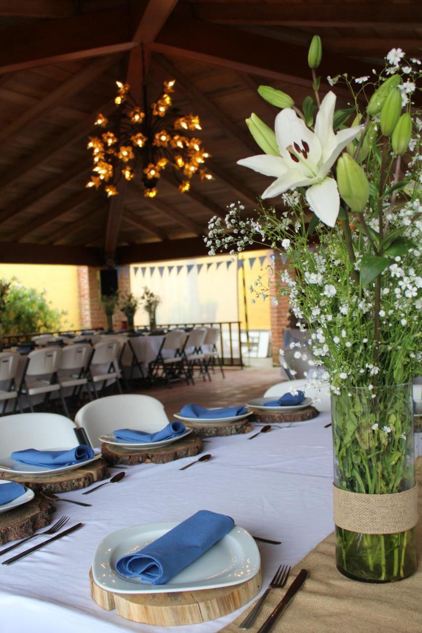 Rancho Monterralo Hotel Y Cabanas Тапалпа Екстериор снимка