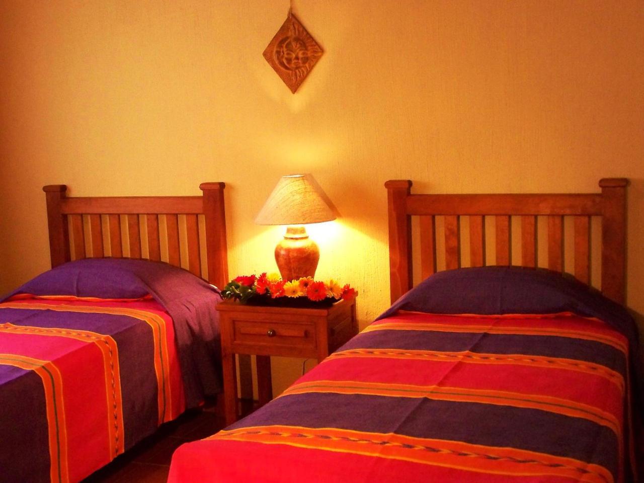 Rancho Monterralo Hotel Y Cabanas Тапалпа Екстериор снимка